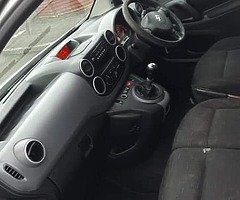 2009 Peugeot partner van 130k full service history 2 keys - Image 8/8