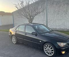 Lexus is200 (SWAPS)