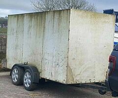 2000 box trailer twin wheel