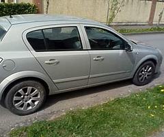 Opel Astra club 1.4 petrol 16V 5DR