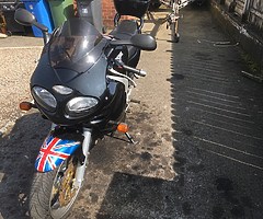 2002 triumph 955i RS