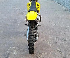Suzuki rmz250