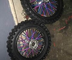 What 85s out there