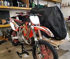2001 cr125