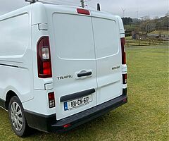 Renault Trafic Crewcab van - Image 4/10