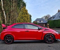 **2016 Honda Civic Type-R Turbo FK2** - Image 4/10