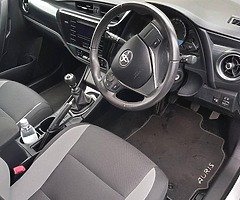 Toyota car for sale - Image 3/7