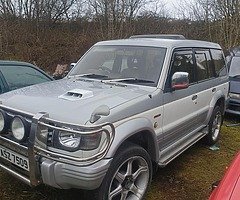 1996 Mitsubishi Pajero - Image 5/8