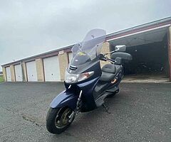 2000 Suzuki Burgman - Image 4/9