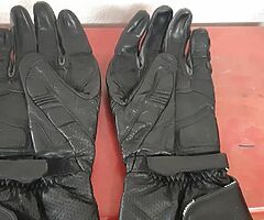 DAINESE MOTORCYCLE GLOVES SIZE XL