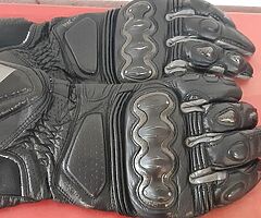 DAINESE MOTORCYCLE GLOVES SIZE XL - Image 3/4