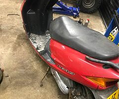 2004 Honda Lead
