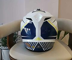 Bell mx 9 helmet. - Image 7/7