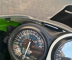 99 ZX7R