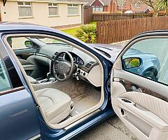 2004 Mercedes-Benz E-Class