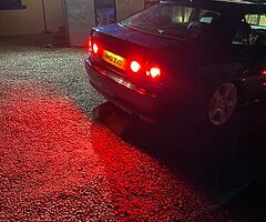 Lexus is200