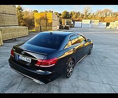 Mercedes-Benz E250 top spec