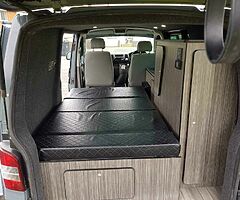 2005 Volkswagen  Caravelle - Image 7/9