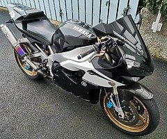 2000 Yamaha R1 - Image 5/5