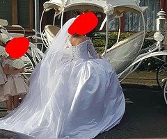 Wedding Dress& 3 Brismaids ,1 Flowergirl - Image 5/6