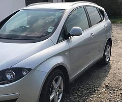 Seat Altea 07 mot to the end of may going very well good body work for the age pm for more informati