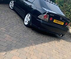 2003 Lexus IS 200