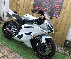 2010 Yamaha YZF-R - Image 4/10