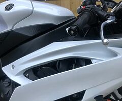 2010 Yamaha YZF-R - Image 5/10