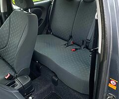 2005 Nissan Micra - Image 5/6