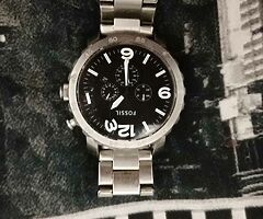 Fossil watch broken, anybody knows how to fix it??? If so would keep it it.. Or anybody want to buy? - Image 1/2