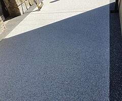 Resin - Image 3/10