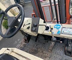 2001 Nissan Gas Forklift