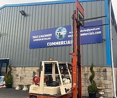 2001 Nissan Gas Forklift