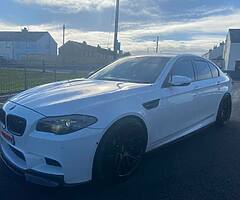 2012 BMW M5 - Image 4/10