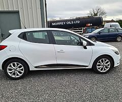2017 Renault Clio - Image 6/9