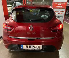 171 Renault Clio 1.2 petrol.   LIKE NEW!! - Image 5/9
