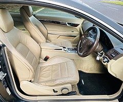 2010 E-220 Mercedes Automatic Coupe