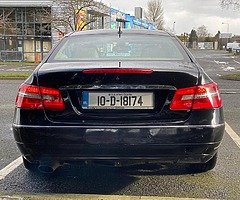 2010 E-220 Mercedes Automatic Coupe - Image 6/8
