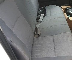 Toyota hilux - Image 6/10