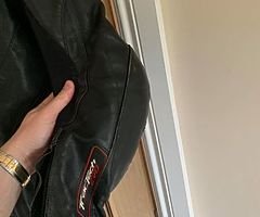 RST TracTech Evo one peace Motorbike Leathers size uk 48 - Image 6/8