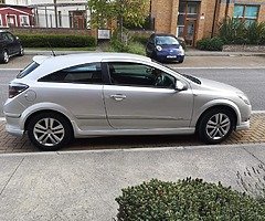 Opel Astra GTC 1.4 Petrol 2009 - Image 4/9