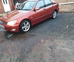2000 Lexus IS 200