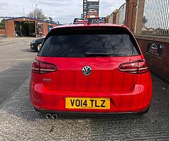 2014 Volkswagen Golf - Image 5/9