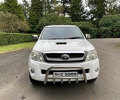 2010 Toyota Hilux - Image 6/10