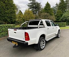 2010 Toyota Hilux - Image 9/10
