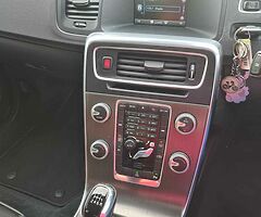 Volvo S60 D4 - Image 3/10