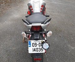 Kawasaki er6n 2009