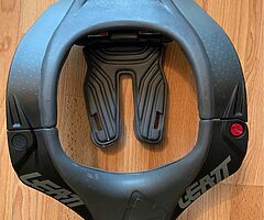 Leatt dbx neck brace