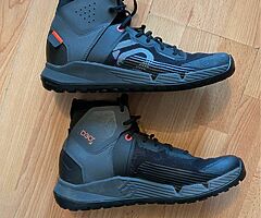 Mountain bike shoes - Image 3/10