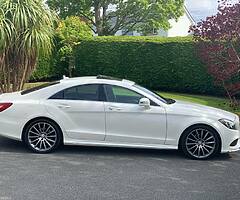 Mercedes-Benz CLS 220 AMG Premium Line.